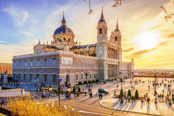 Escort VIP Madrid – Lujo, discreción y experiencias únicas